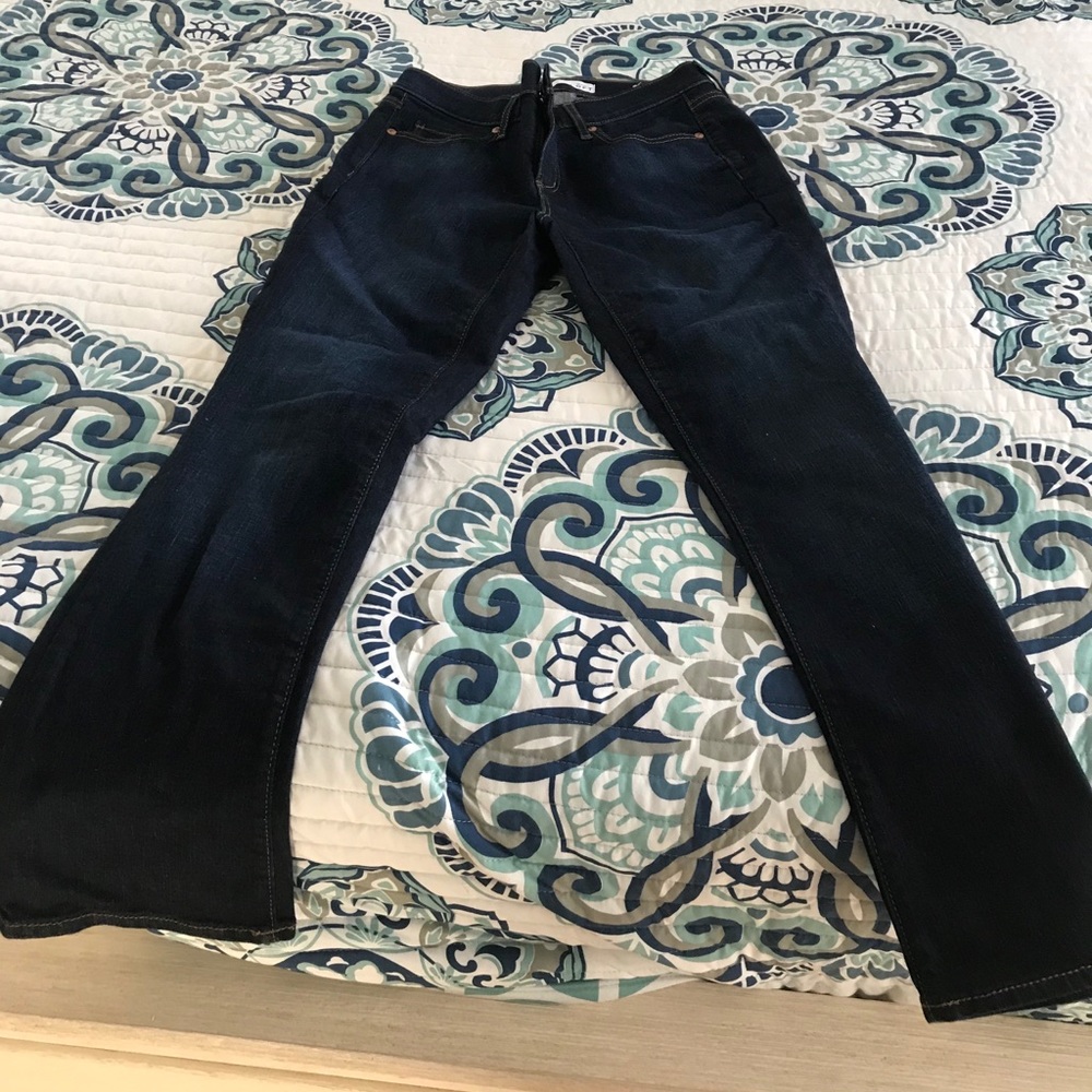 Women Jeans- Ann Taylor Loft - Flare Crop Size 2